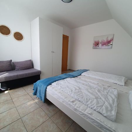 Ferienwohnung Luisa Im Haus Maarten Cuxhaven Bagian luar foto